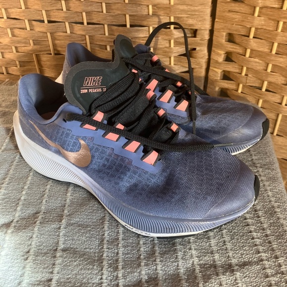 Nike Other - Nike Zoom Pegasus 37 (Girl’s 5Y)
